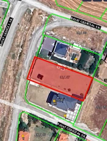 GÜVENAY - ÇORUM BUHARAEVLER MAH. İBRAHİM ÇAYIRI SATILIK 1090 M2 VİLLA ARSA