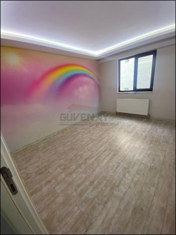 GÜVENAY - ÇORUM BAHÇELİEVLER MAH. BAHÇELİEVLER İLKOKULU CİVARI 3+1 SATILIK DAİRE