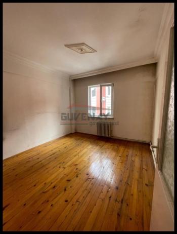 GÜVENAY - ÇORUM  HALK BANK ARKASI ASANSÖRSÜZ  3+1 SATILIK DAİRE