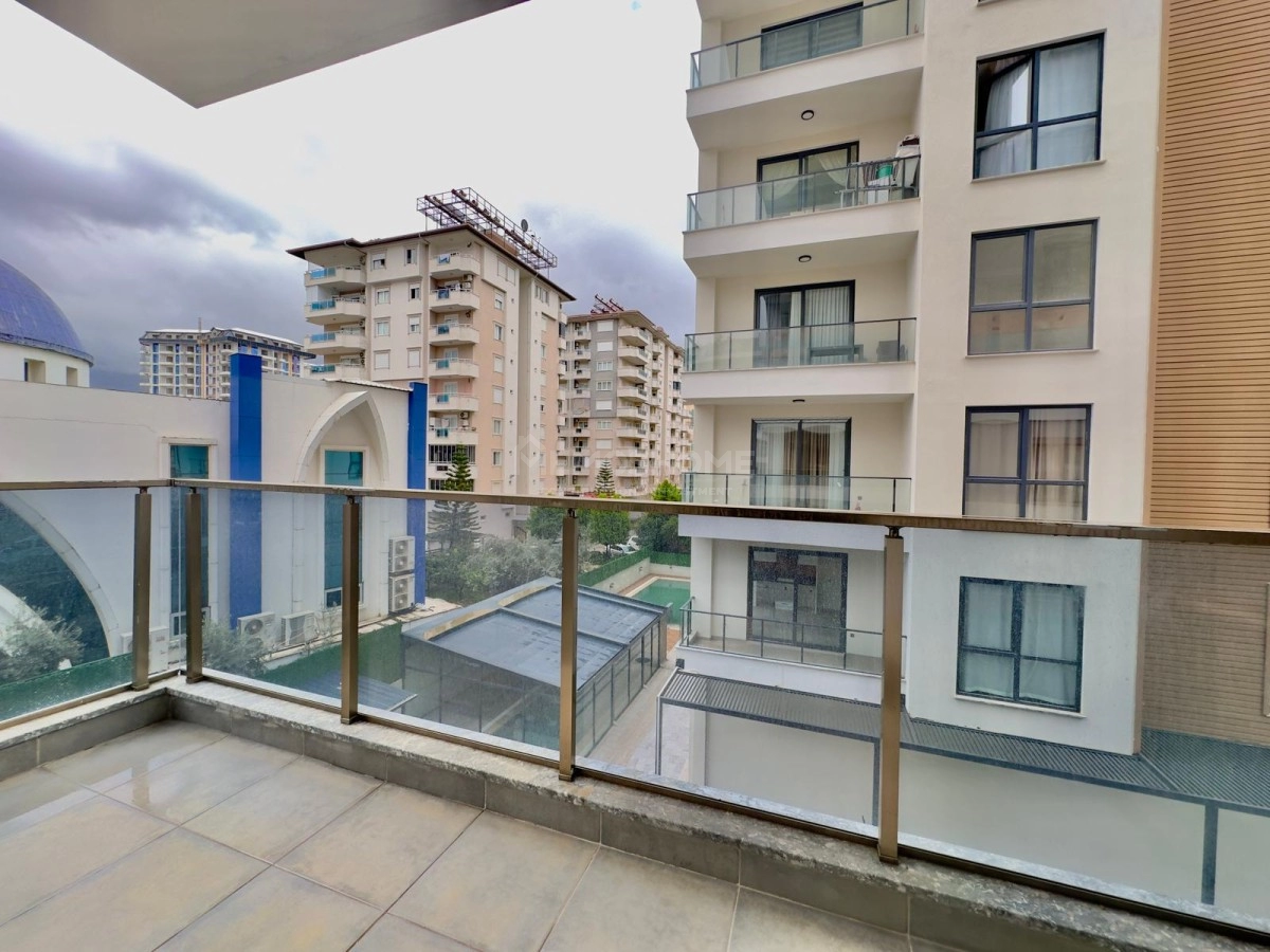 Gloria Residence Furnished 1+1 Apartment