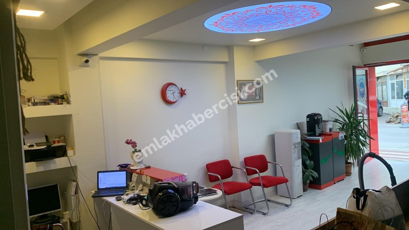 EMLAK HABERCİSİ 'NDEN GÜZELYALI MERKEZDE SATILIK TİCARİ DÜKKAN