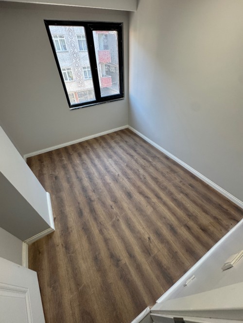 Binevler'de Metro'ya 1 Dk 2+1 Otoparklı Sıfır Satılık Daire