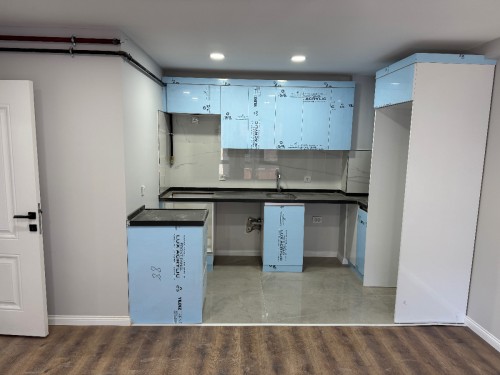 Binevler'de Metro'ya 1 Dk 2+1 Otoparklı Sıfır Satılık Daire