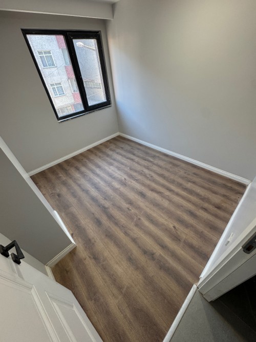 Binevler'de Metro'ya 1 Dk 2+1 Otoparklı Sıfır Satılık Daire