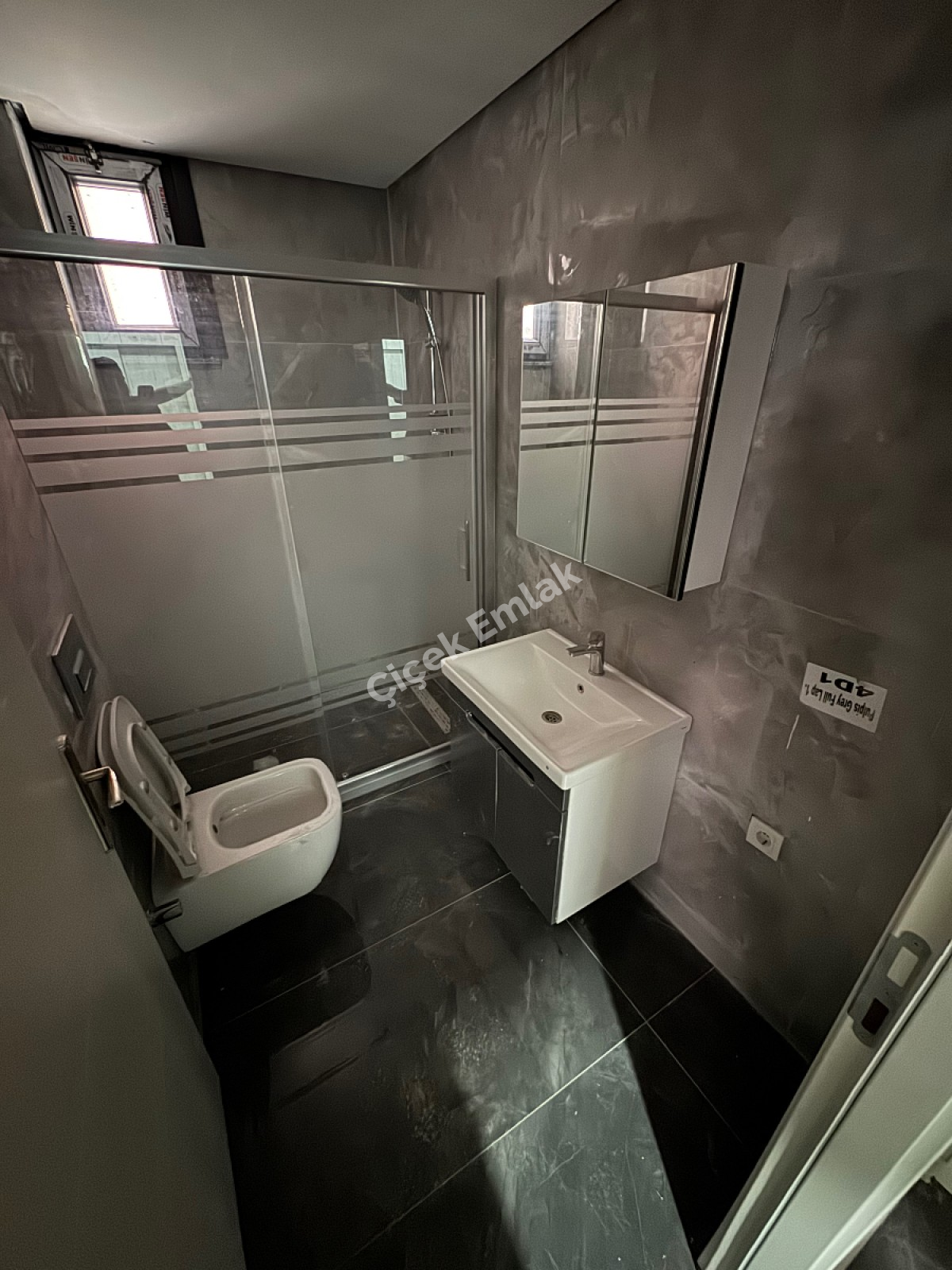 Akşemsettin'de 2+1 Bahçe Katı Sıfır Satılık Daire