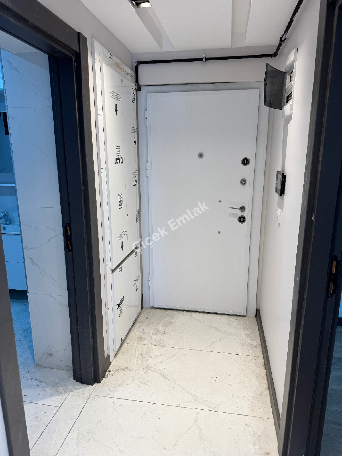 Akşemsettin Güvenlikli Site'de 2+1 Sıfır Satılık Daire
