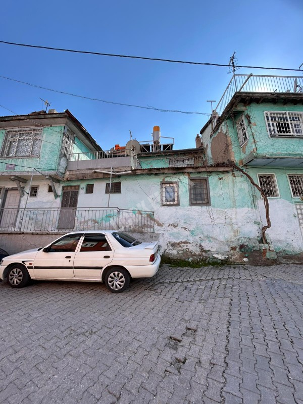 AFYON ÜÇOK EMLAKTAN SÜMER MAH 3+2 107M² SATILIK MÜSTAKİL EV 