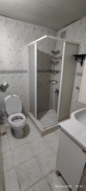 Antre Emlak'tan Kiralık Bahçelievler'de Bozyaka Hasataesi Yanı  Doğalgazlı 2+1 Geniş Daire