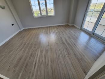 ALTINKUM MAHALLESİ’ NDE DENİZE YÜRÜME MESAFESİNDE | 5+1 AYRI MUTFAKLI | 2 GENİŞ BALKON + 2 BAHÇE | MÜSTAKİL OTOPARKLI 3 KATLI FIRSAT VİLLA!!!