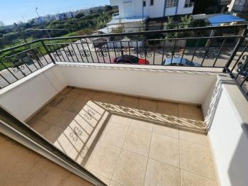 ALTINKUM MAHALLESİ’ NDE DENİZE YÜRÜME MESAFESİNDE | 5+1 AYRI MUTFAKLI | 2 GENİŞ BALKON + 2 BAHÇE | MÜSTAKİL OTOPARKLI 3 KATLI FIRSAT VİLLA!!!