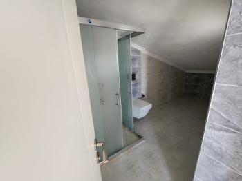 ALTINKUM MAHALLESİ’ NDE DENİZE YÜRÜME MESAFESİNDE | 5+1 AYRI MUTFAKLI | 2 GENİŞ BALKON + 2 BAHÇE | MÜSTAKİL OTOPARKLI 3 KATLI FIRSAT VİLLA!!!