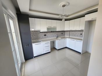 ALTINKUM MAHALLESİ’ NDE DENİZE YÜRÜME MESAFESİNDE | 5+1 AYRI MUTFAKLI | 2 GENİŞ BALKON + 2 BAHÇE | MÜSTAKİL OTOPARKLI 3 KATLI FIRSAT VİLLA!!!