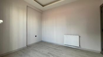 Elmas'tan Havuzlu Site İçerisinde Benzersiz Metrajlı 1+1