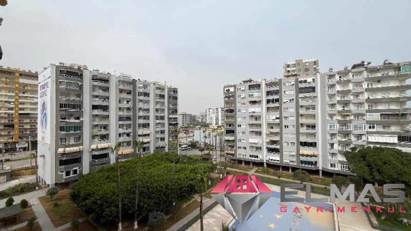 Elmas’tan Site Luna’da Mavi Ve Yeşilin Eşsiz Uyumunda 2+1