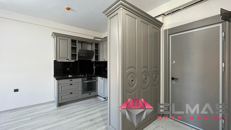 Elmas’tan Merkez Mah’de Marka Projede Cephesi Açık 2+1