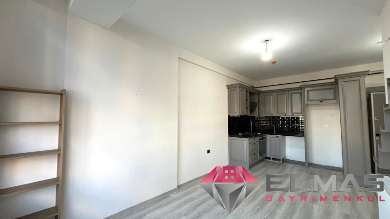 Elmas’tan Merkez Mah’de Marka Projede Cephesi Açık 2+1