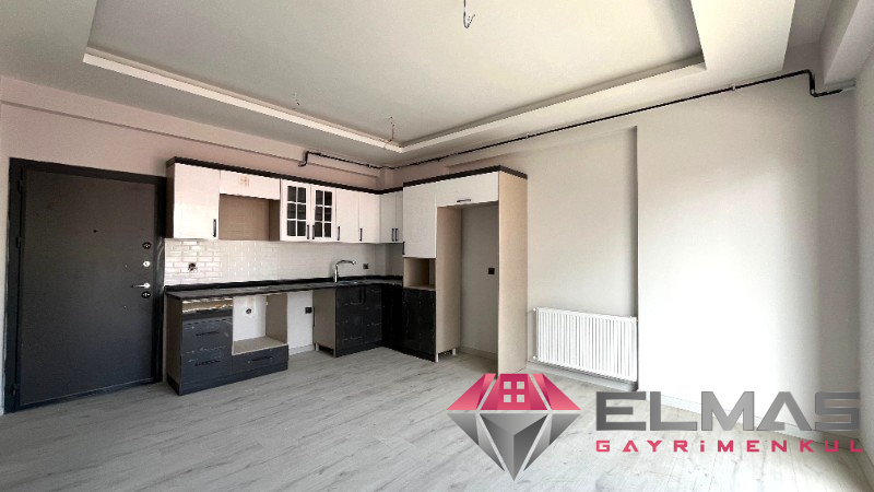 Elmas'tan Havuzlu Site İçerisinde Benzersiz Metrajlı 1+1