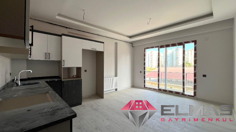Elmas'tan Havuzlu Site İçerisinde Benzersiz Metrajlı 1+1