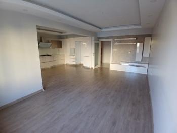 GÜVENAY - ÇORUM  ULUKAVAK MAH. EŞREF HOCA CADDESİ ÜZERİ  4+1 LÜKS KİRALIK DAİRE 