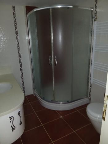 GÜVENAY - ÇORUM  ULUKAVAK MAH. EŞREF HOCA CADDESİ ÜZERİ  4+1 LÜKS KİRALIK DAİRE 