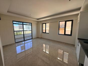 GÜVENAY - ÇORUM ÇEPNİ MAH. FEN LİSESİ LİSESİ CİVARI 2+1 KİRALIK DAİRE