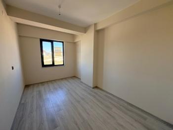 GÜVENAY - ÇORUM ÇEPNİ MAH. FEN LİSESİ LİSESİ CİVARI 2+1 KİRALIK DAİRE