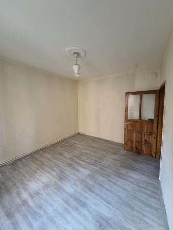 AFYON ÜÇOK EMLAKTAN EŞREFPAŞA MAH 2+1 90M² TEMİZ BAKIMLI KİRALIK DAİRE 