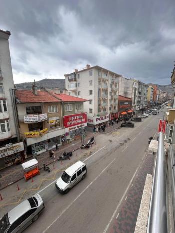 AFYON ÜÇOK EMLAKTAN DUMLUPINAR MAH TEMİZ BALKIMLI GENİŞ 4+1 171M² SATILIK DAİRE 