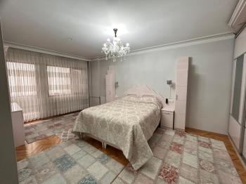 AFYON ÜÇOK EMLAKTAN DUMLUPINAR MAH TEMİZ BALKIMLI GENİŞ 4+1 171M² SATILIK DAİRE 