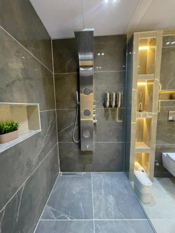 AFYON ÜÇOK EMLAKTAN ERKMEN DE SIFIR AYARINDA 3+1 130M² SATILIK DAİRE 