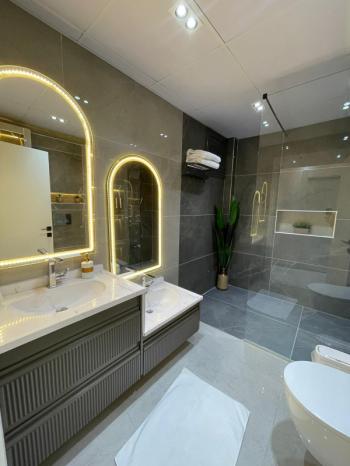 AFYON ÜÇOK EMLAKTAN ERKMEN DE SIFIR AYARINDA 3+1 130M² SATILIK DAİRE 