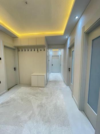 AFYON ÜÇOK EMLAKTAN ERKMEN DE SIFIR AYARINDA 3+1 130M² SATILIK DAİRE 