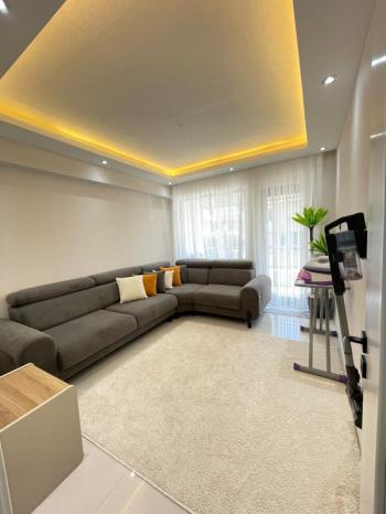 AFYON ÜÇOK EMLAKTAN ERKMEN DE SIFIR AYARINDA 3+1 130M² SATILIK DAİRE 