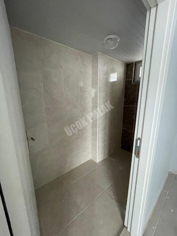 AFYON ÜÇOK EMLAKTAN MAREŞAL F ÇAKMAK MAH 3+1 115M²  SIFIR AYARINDA SATILIK DAİRE