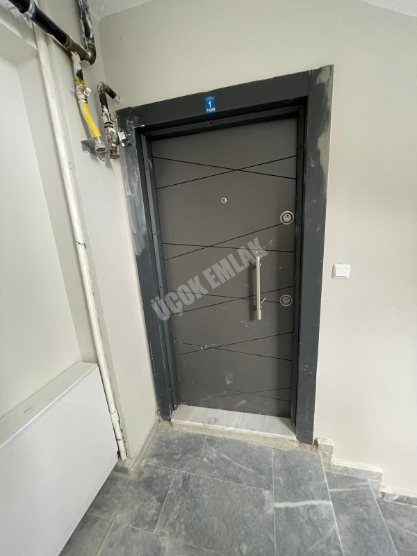 AFYON ÜÇOK EMLAKTAN MAREŞAL F ÇAKMAK MAH 3+1 115M²  SIFIR AYARINDA SATILIK DAİRE