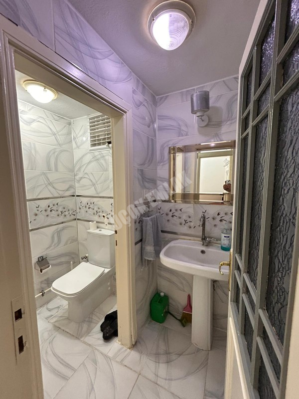 AFYON ÜÇOK EMLAKTAN DUMLUPINAR MAH TEMİZ BALKIMLI GENİŞ 4+1 171M² SATILIK DAİRE 