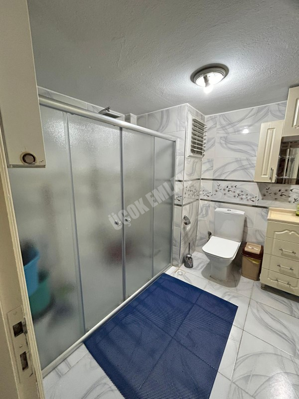 AFYON ÜÇOK EMLAKTAN DUMLUPINAR MAH TEMİZ BALKIMLI GENİŞ 4+1 171M² SATILIK DAİRE 