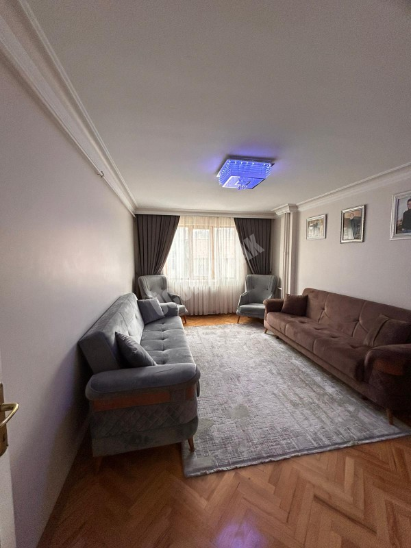 AFYON ÜÇOK EMLAKTAN DUMLUPINAR MAH TEMİZ BALKIMLI GENİŞ 4+1 171M² SATILIK DAİRE 