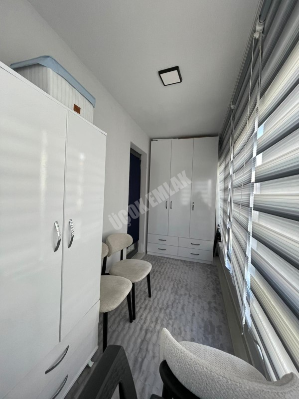 AFYON ÜÇOK EMLAKTAN ERKMEN DE SIFIR AYARINDA 3+1 130M² SATILIK DAİRE 