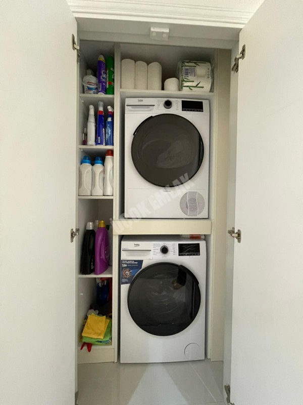 AFYON ÜÇOK EMLAKTAN ERKMEN DE SIFIR AYARINDA 3+1 130M² SATILIK DAİRE 