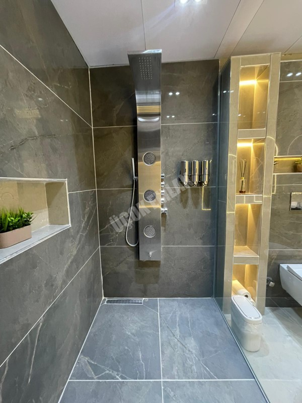 AFYON ÜÇOK EMLAKTAN ERKMEN DE SIFIR AYARINDA 3+1 130M² SATILIK DAİRE 