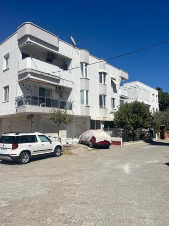 ÇAMLIK MAHALLESİ’ NDE  DENİZE YAKIN, KOMPLE TADİLATLI 2+1 AYRI MUTFAK ARA KAT FIRSAT DAİRE!