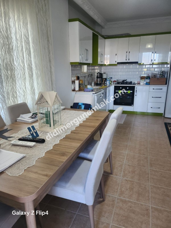 DİDİM HİSAR MAHALLESİ’ NDE SİTE İÇERİSİNDE 2+1 KISMİ EŞYALI MODERN SATILIK DAİRE