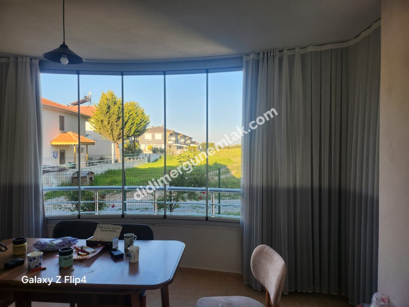 DİDİM HİSAR MAHALLESİ’ NDE SİTE İÇERİSİNDE 2+1 KISMİ EŞYALI MODERN SATILIK DAİRE