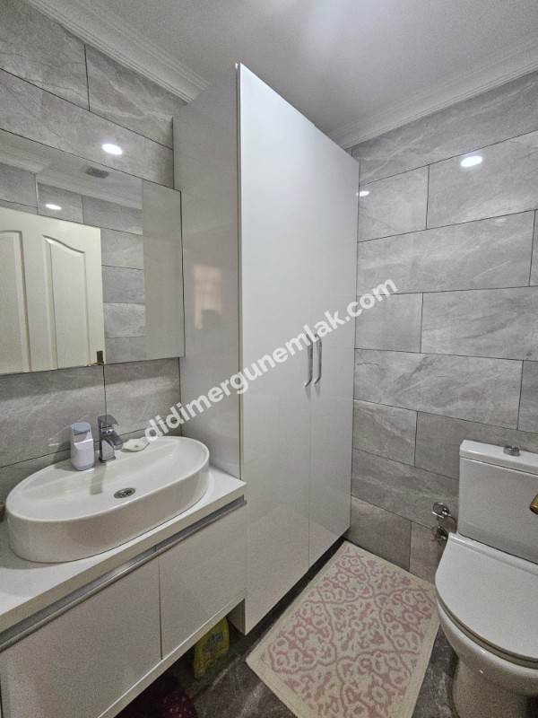 DİDİM HİSAR MAHALLESİ’ NDE SİTE İÇERİSİNDE 2+1 KISMİ EŞYALI MODERN SATILIK DAİRE