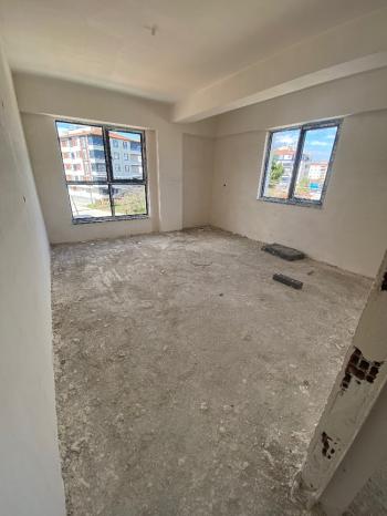 GÜVENAY - ÇORUM ULUKAVAK MAH. SÖGÜTLÜ EVLER MEVKİ SATILIK DAİRE 