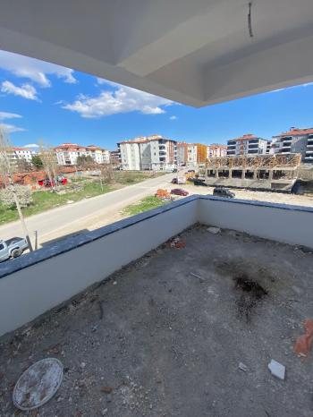 GÜVENAY - ÇORUM ULUKAVAK MAH. SÖGÜTLÜ EVLER MEVKİ SATILIK DAİRE 