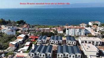 GEMLİK KURŞUNLU'DA SAHİLE 100 ADIM, HAVUZLU SİTEDE SATILIK 2 KATLI SIFIR VİLLA