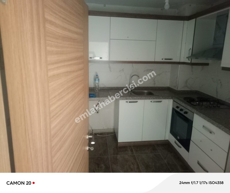 MUDANYA YENİMAHALLE DENİZ MANZARALI 80 M2 ASANSÖRLÜ 1+1 KİRALIK EŞYALI DAİRE