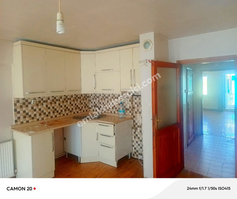MUDANYA HALİTPAŞA'DA 3 KATLI BİNADA 75 M2 3.KAT  1+1 KİRALIK DAİRE